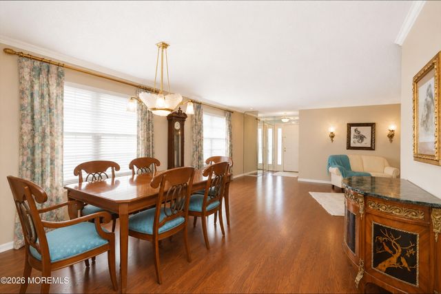 176 Goldfinch Drive, Monroe, NJ 08831