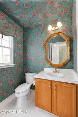 176 Goldfinch Drive, Monroe, NJ 08831