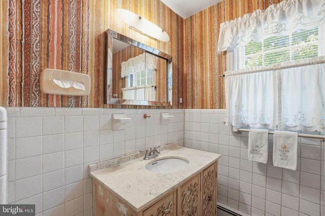 3917 MALCOLM CT, Annandale, VA 22003