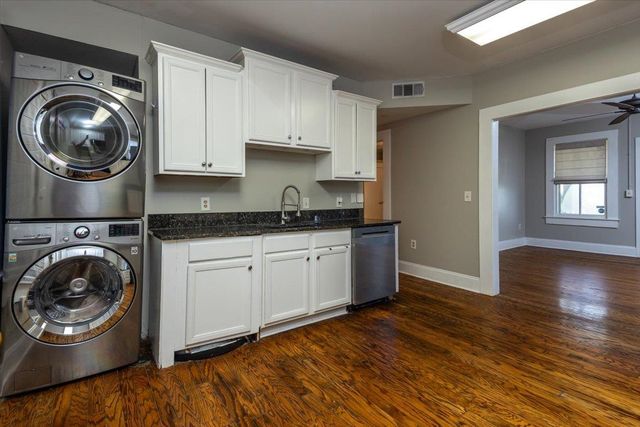 384 Mulberry St Apt 203, Memphis, TN 38103