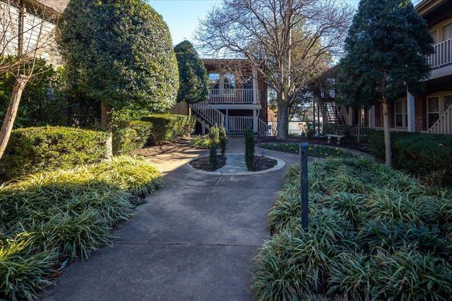 384 Mulberry St Apt 203, Memphis, TN 38103