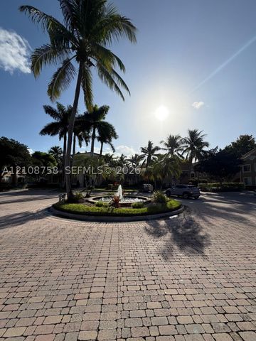 7980 N Nob Hill Rd 204, Tamarac, FL 33321