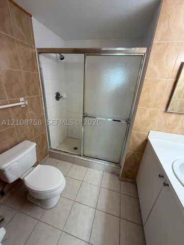 7980 N Nob Hill Rd 204, Tamarac, FL 33321