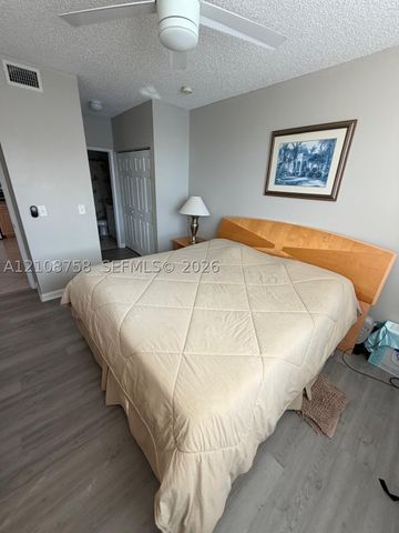 7980 N Nob Hill Rd 204, Tamarac, FL 33321