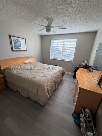 7980 N Nob Hill Rd 204, Tamarac, FL 33321