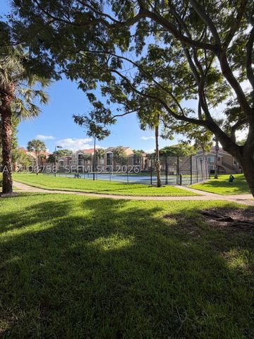 7980 N Nob Hill Rd 204, Tamarac, FL 33321