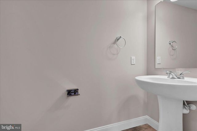 130 S FRANKLIN ST, Fleetwood, PA 19522