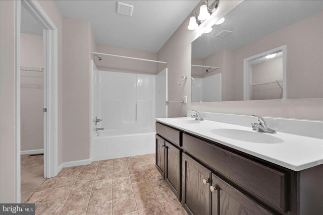 130 S FRANKLIN ST, Fleetwood, PA 19522