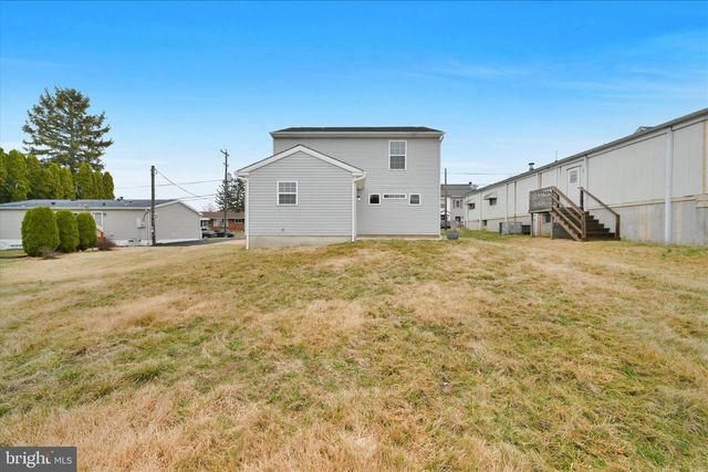 130 S FRANKLIN ST, Fleetwood, PA 19522