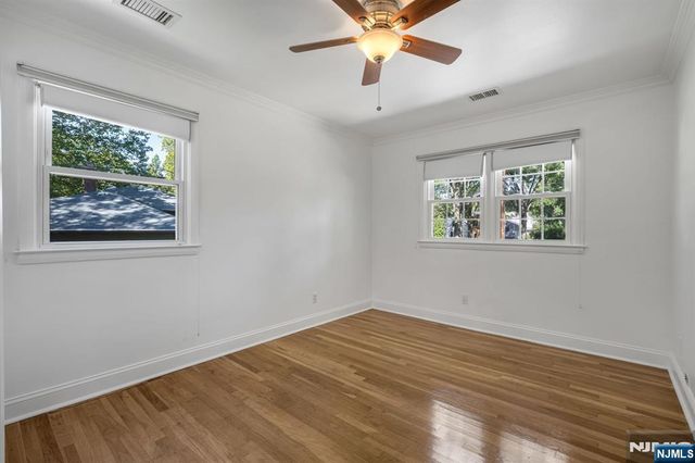 144 Seneca Court, Paramus, NJ 07652