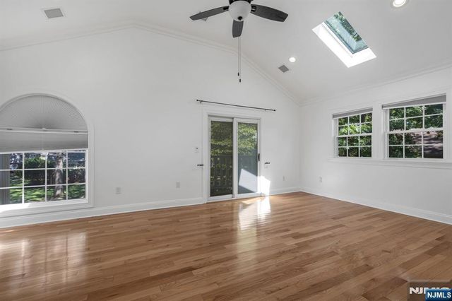 144 Seneca Court, Paramus, NJ 07652