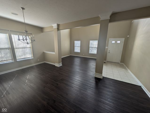 18690 Round Lake Road, Noblesville, IN 46060