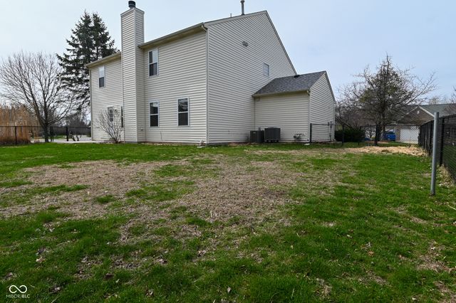 18690 Round Lake Road, Noblesville, IN 46060