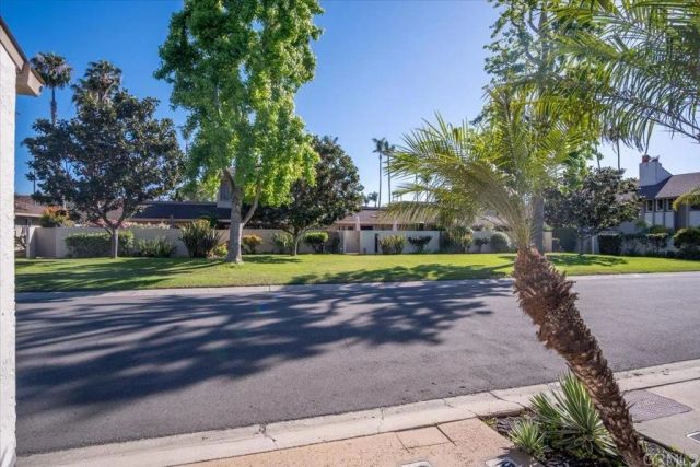 223 Via Osuna, Rancho Santa Fe, CA 92091