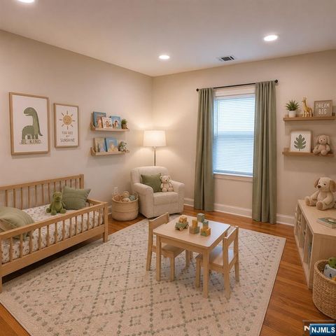 647 Wyckoff Avenue, Mahwah, NJ 07430