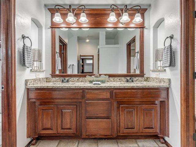 8841 NW 121st Street, Oklahoma City, OK 73162