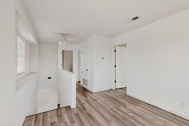 76 Juniper Avenue, Los Lunas, NM 87031