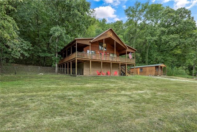545 County Road 235, Eureka Springs, AR 72632