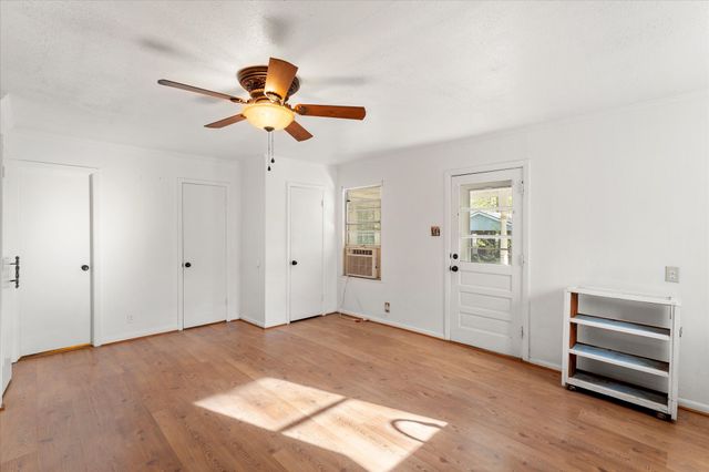 204 Plantation Avenue, Pottsboro, TX 75076