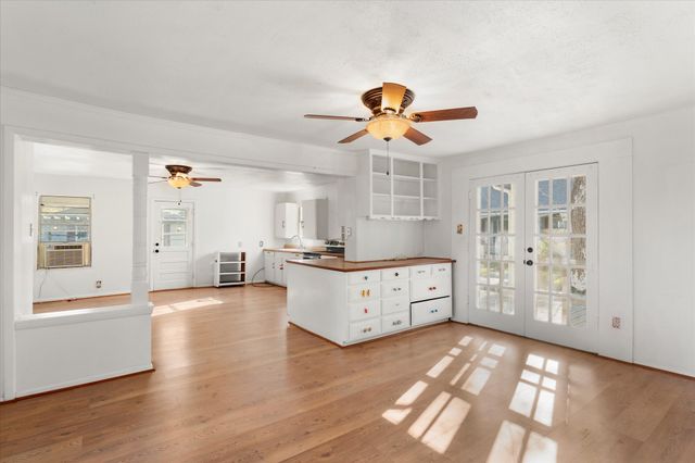 204 Plantation Avenue, Pottsboro, TX 75076