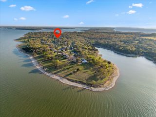 204 Plantation Avenue, Pottsboro, TX 75076