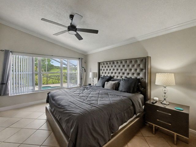 6292 Grand Cypress Circle, Lake Worth, FL 33463