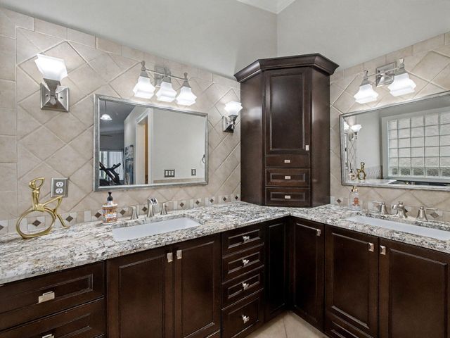 6292 Grand Cypress Circle, Lake Worth, FL 33463