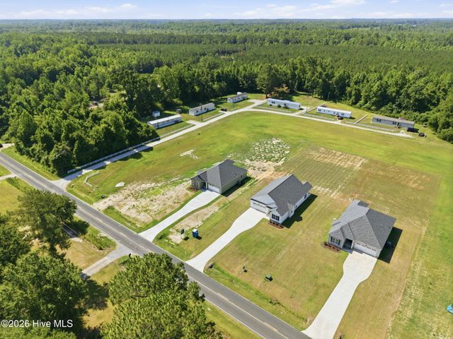 911 Albrittons Road, Kinston, NC 28504
