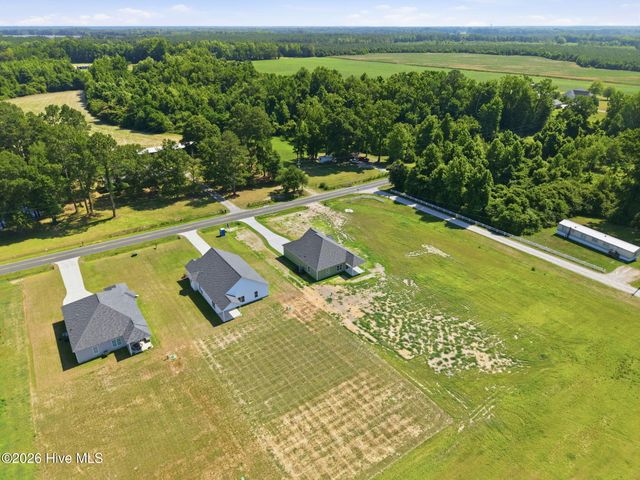 911 Albrittons Road, Kinston, NC 28504