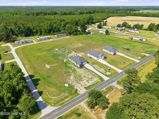 911 Albrittons Road, Kinston, NC 28504