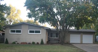 9901 W Murdock Ave, Wichita, KS 67212