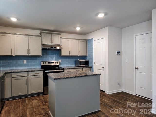 2109 Allium Drive, Charlotte, NC 28216