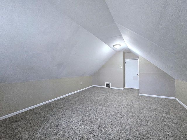 5870 N 72nd STREET, Milwaukee, WI 53218