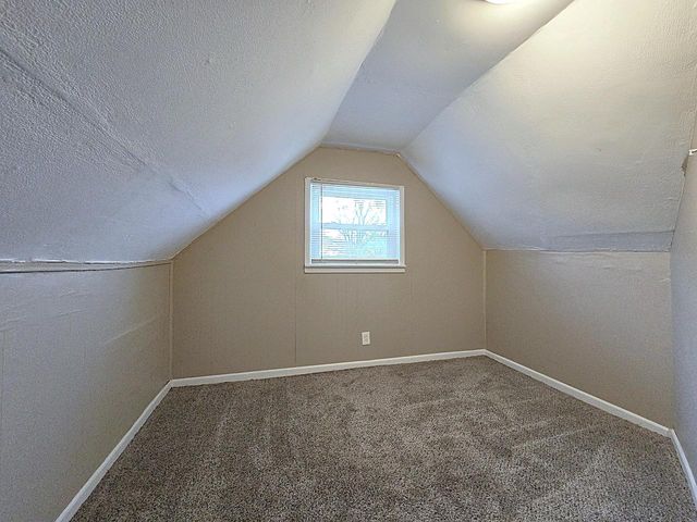 5870 N 72nd STREET, Milwaukee, WI 53218