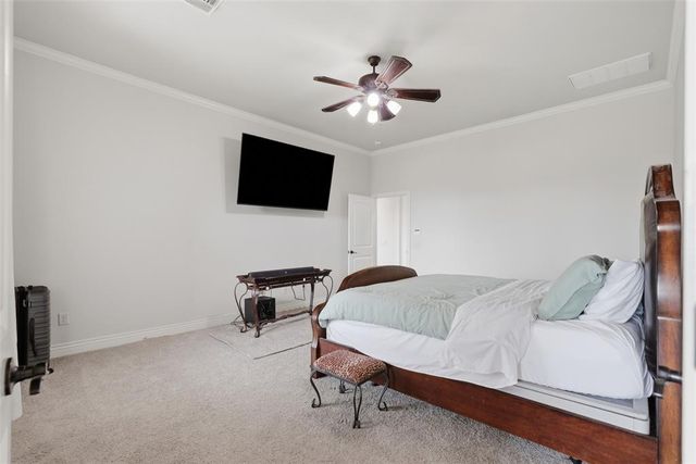 13608 Cobblestone Curve Road, Oklahoma City, OK 73142
