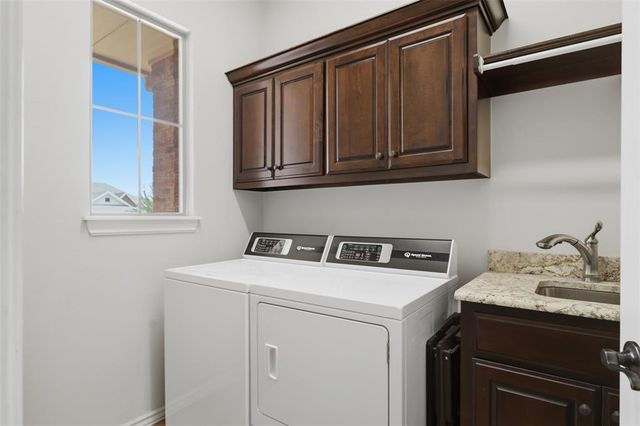 13608 Cobblestone Curve Road, Oklahoma City, OK 73142