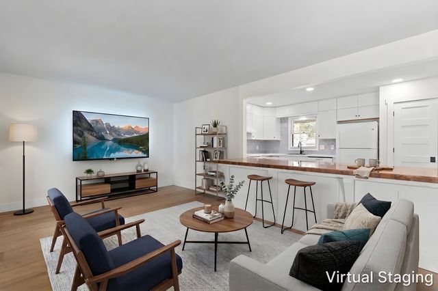 515 3rd Ave. N, Surfside Beach, SC 29575