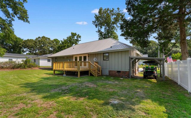 515 3rd Ave. N, Surfside Beach, SC 29575