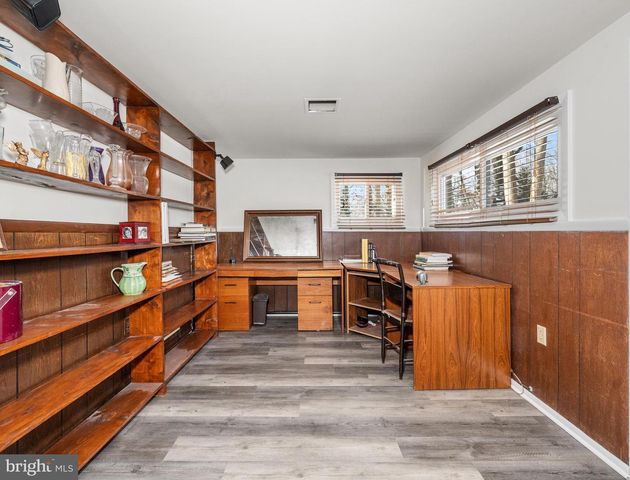 1231 GRINNELL RD, Wilmington, DE 19803