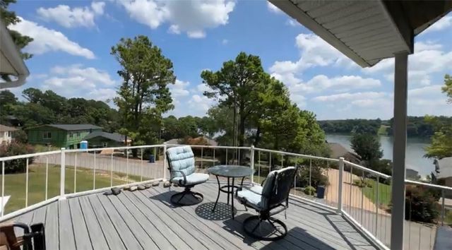 1 Glamis Lane, Bella Vista, AR 72715