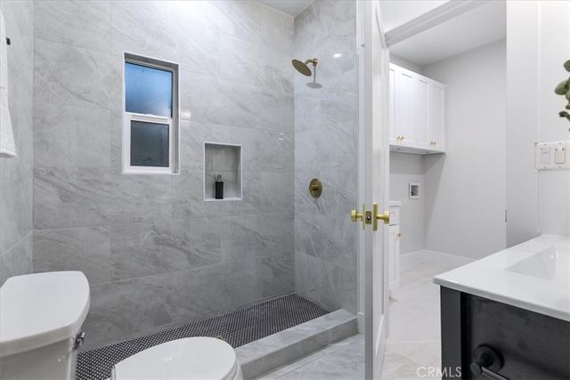 132 Belmont Avenue, Long Beach, CA 90803