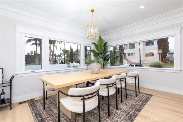 132 Belmont Avenue, Long Beach, CA 90803