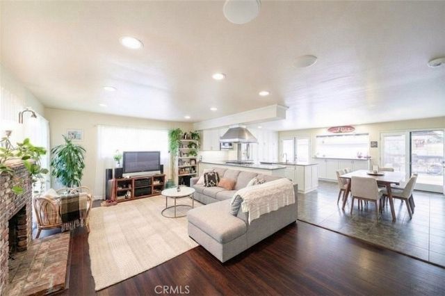 303 Alabama, Huntington Beach, CA 92648