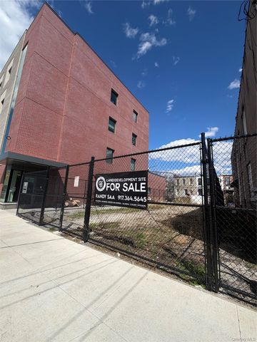 465 Cleveland Street, Brooklyn, NY 11208