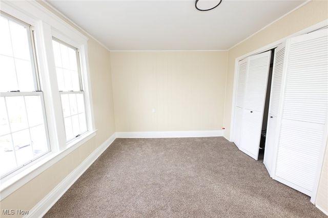 340 Indiana Avenue, Chester, WV 26034