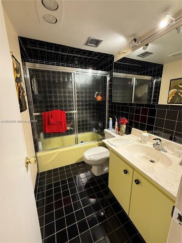 4800 Hillcrest Ln 511, Hollywood, FL 33021