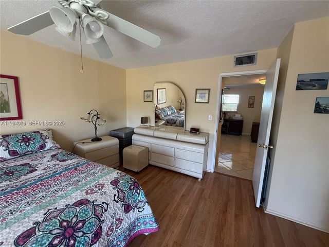 4800 Hillcrest Ln 511, Hollywood, FL 33021