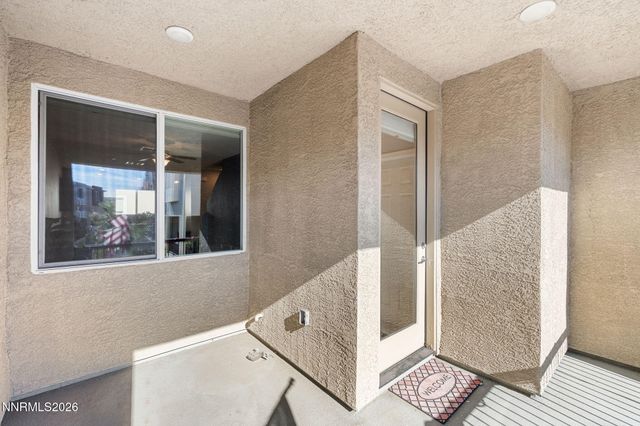 2989 Silver River Lane, Sparks, NV 89431