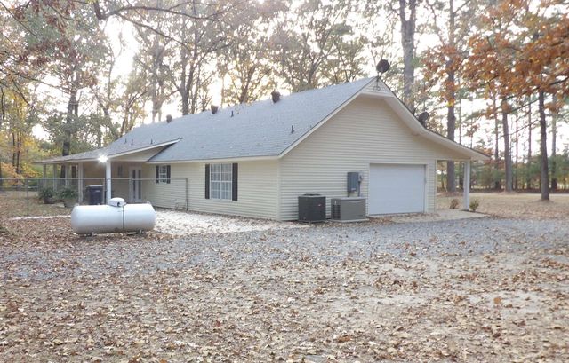 432 Burton Road, Monticello, AR 71655