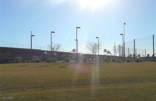 1033 Fishing Street, Henderson, NV 89011